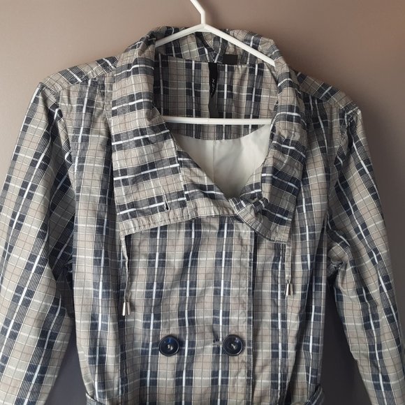 XNTRIK Cotton Short Trench | Taupe & Blue Plaid, L - Picture 4 of 15